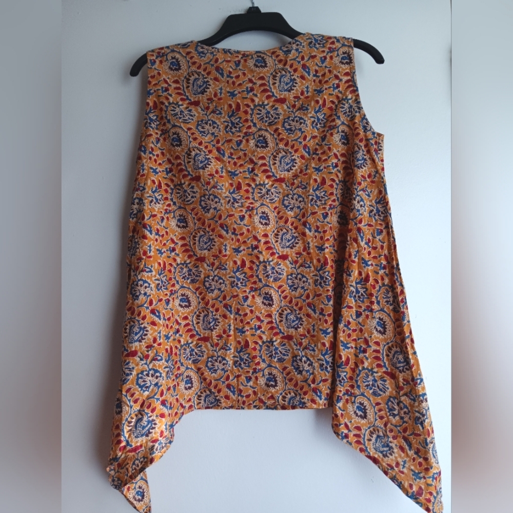 💛Floral Sleeveless Top - Orange and Blue - Picture 3 of 3